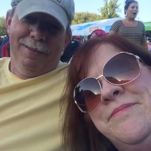 Meet your Posher, Pam